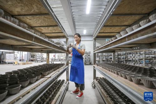 河南寶豐 以創新研發為引擎，豐富文創產品矩陣，助推汝瓷產業高質量發展